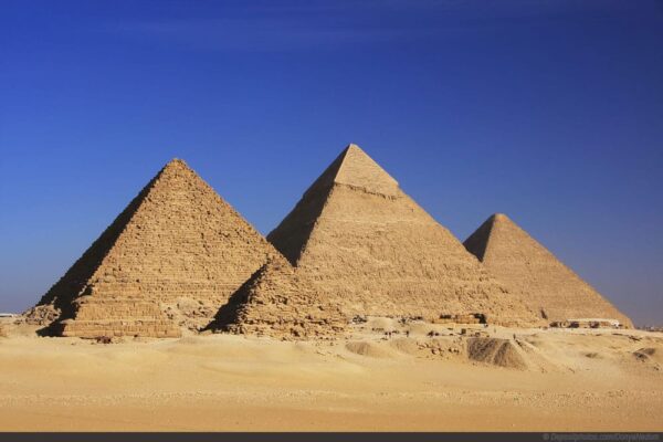 Facts on the Pyramids of Giza